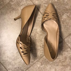 Beige/ cream leather kitten heels